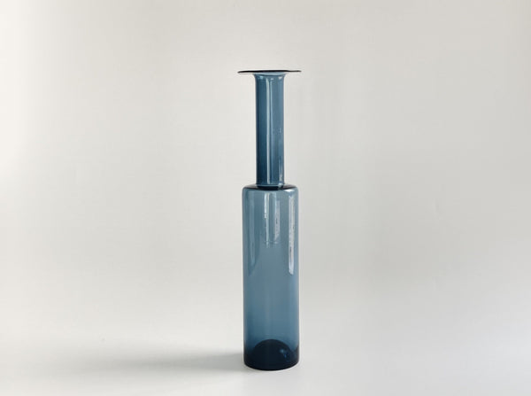 Nanny Still vase / bottle denim blue Riihimäen Lasi (4)