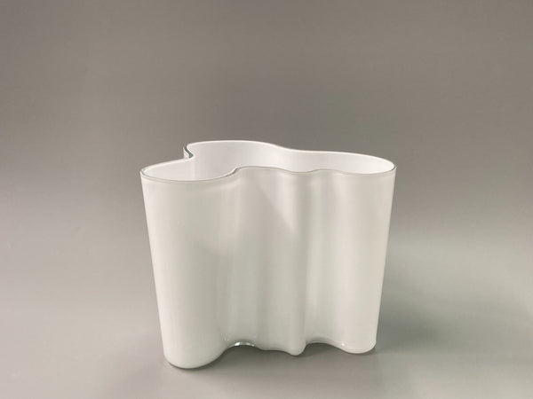 Alvar Aalto vase white 160mm Iittala 1990s vintage
