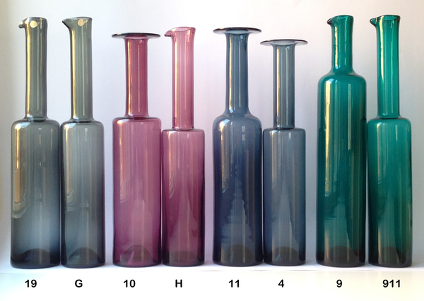 Nanny Still vase bottle old rose Riihimäem Lasi Oy