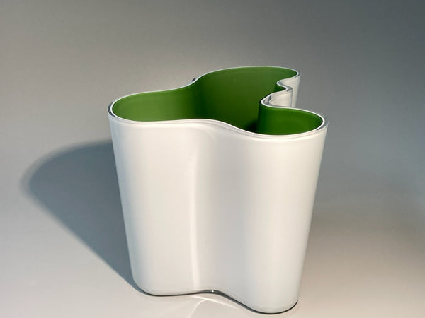 Alvar Aalto vase white-green 160mm 70 years Jubilee collection 2006 (IN BOX)