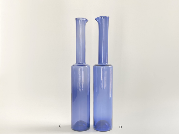 Nanny Still vase / bottle delicate blue Riihimäen Lasi (D)