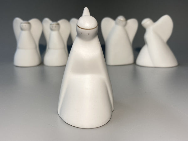 Angel skulptures by Heljä Liukko-Sundström Vintage from the 80s Arabia