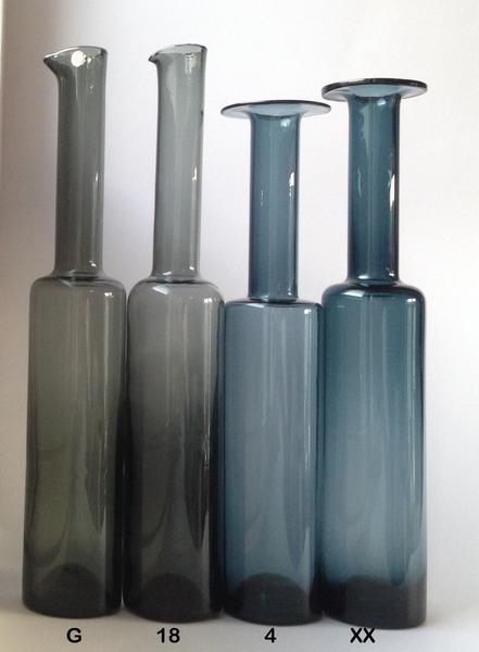 Nanny Still vase bottle black-grey Riihimäen Lasi Oy