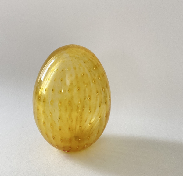 Golden Egg - by Oiva Toikka in