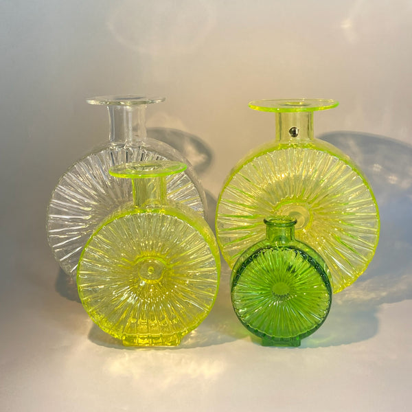 Helena Tynell - Sun Bottle yellow 2/4 Riihimäen Lasi Aurinkopullo 1964-1974