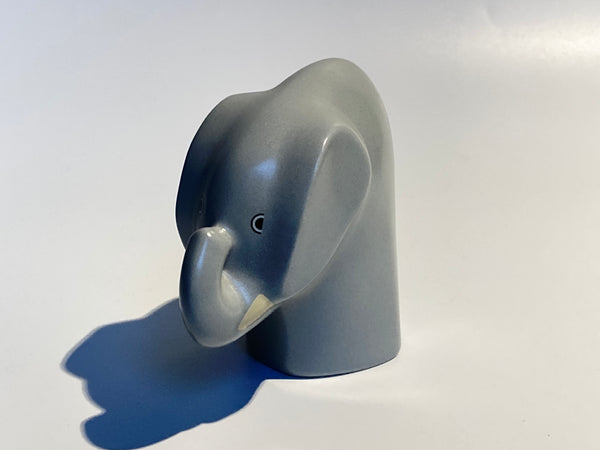 Howard Smith - Elephant or Baby Elephant - Run free collection Arabia ceramics Finland 1990s
