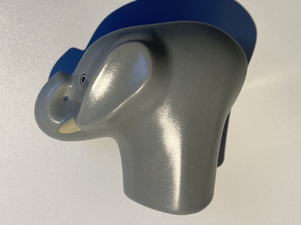 Howard Smith - Elephant or Baby Elephant - Run free collection Arabia ceramics Finland 1990s