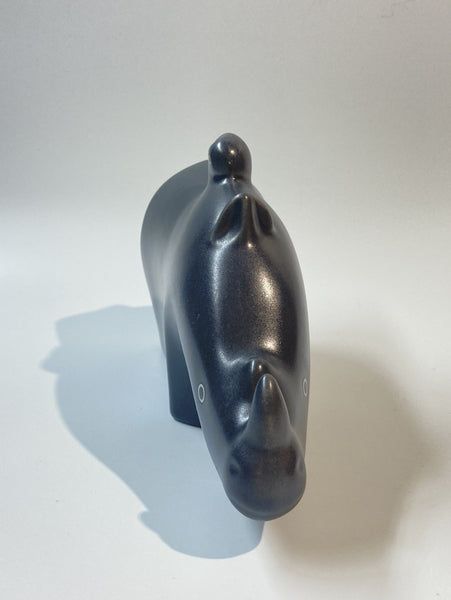 Howard Smith - Hippopotamus or Giraffe - Run free collection Arabia ceramics Finland 1990s