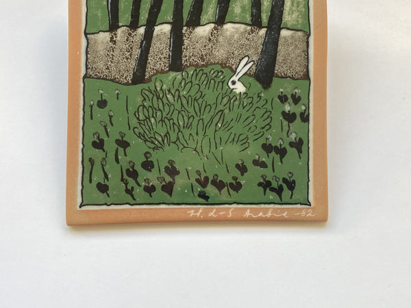 Heljä Liukko-Sundström - Bunny Wall Plate 12x12cm - 'Bunny in the bushes' Arabia 1982