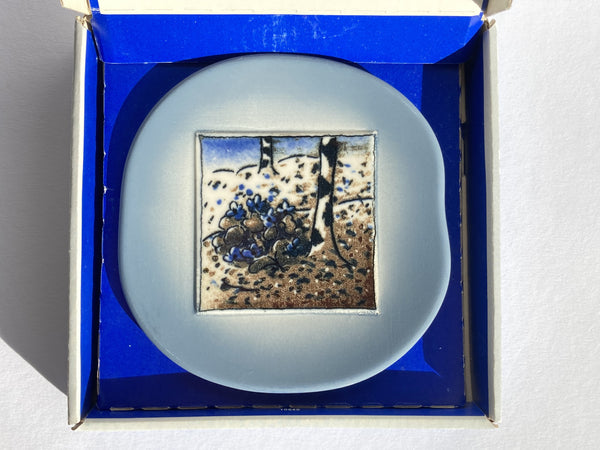 Heljä Liukko-Sundström - Wall Plate Spring by Arabia 1985 with original box