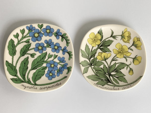 Wall plate - Arabia 12cm Esteri Tomula Forget-me-not 1980-81