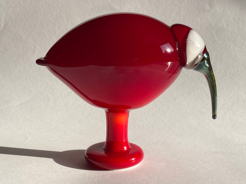 Red Ibis punainen Oiva Toikka birds Nuutajärvi Finland Iittala
