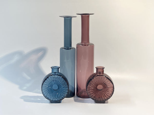 Helena Tynell - Sun Bottle denim blue 1/4 Riihimäen Lasi 1964-1974