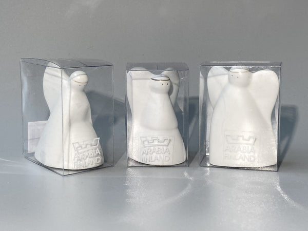 Angel skulptures by Heljä Liukko-Sundström Vintage from the 80s Arabia