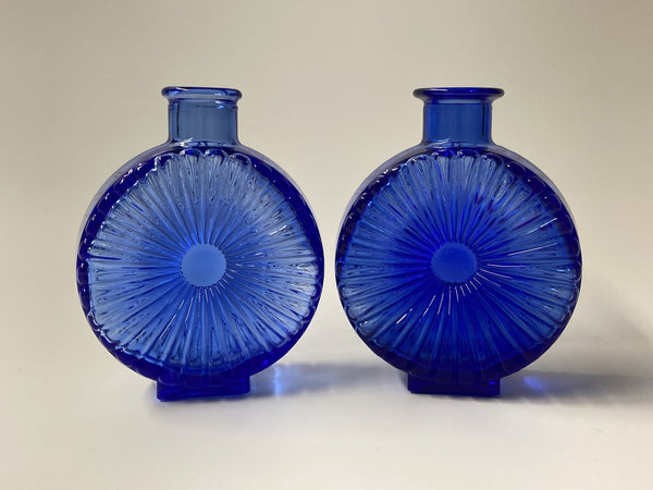 Helena Tynell - Sun Bottle cobalt blue 1/4 Riihimäen Lasi 1964-1974 (1)