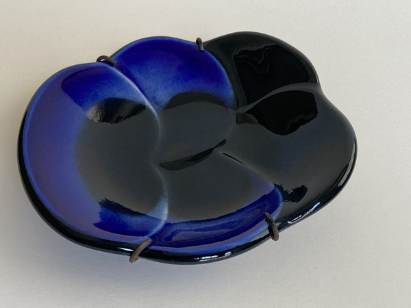 Birger Kaipiainen - Wall Plate small "Viola" Arabia Finland
