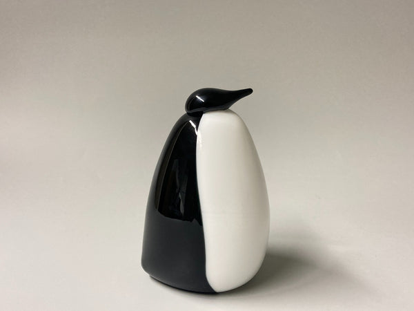 Pang penguin - pingviini - by Oiva Toikka Nuutajärvi 2009-2012