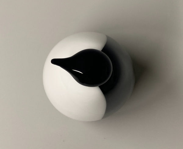 Pang penguin - pingviini - by Oiva Toikka Nuutajärvi 2009-2012