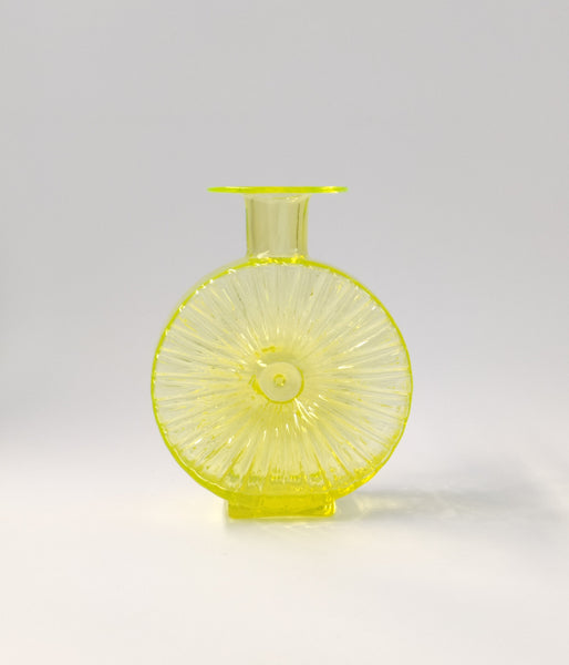 Helena Tynell - Sun Bottle yellow 2/4 Riihimäen Lasi Aurinkopullo 1964-1974