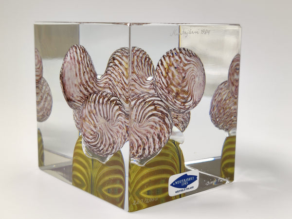 Annual Cube year 1984 Oiva Toikka Cubes Nuutajärvi Finland