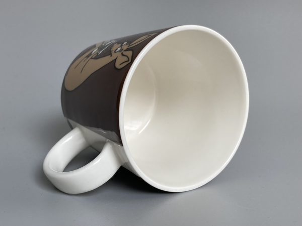 z18 Sniff brown Moomin mug 2002-2008 by Arabia Finland UNUSED CONDITION