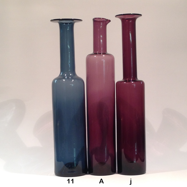 Nanny Still vase / bottle purple red Riihimäen Lasi (J)