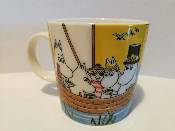 Summer-14 Sailing with Nibling and Tooticky Moomin mug (with sticker)