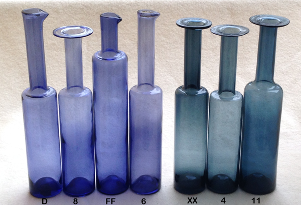 Nanny Still vase / bottle blue Riihimäen Lasi (6)