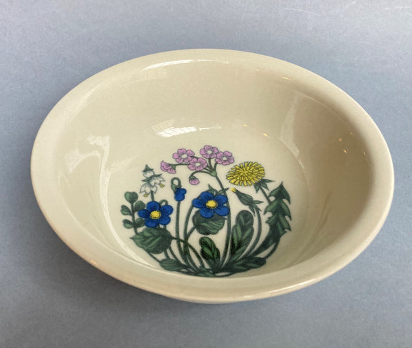 Flora series - Soup or Cereal Bowl - decoration by Esteri Tomula  Arabia 1979-1981