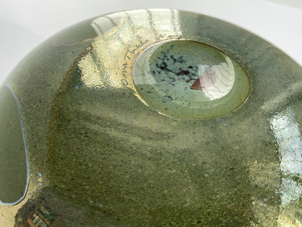 Oiva Toikka - Decorative Green Bowl with some copper lustre