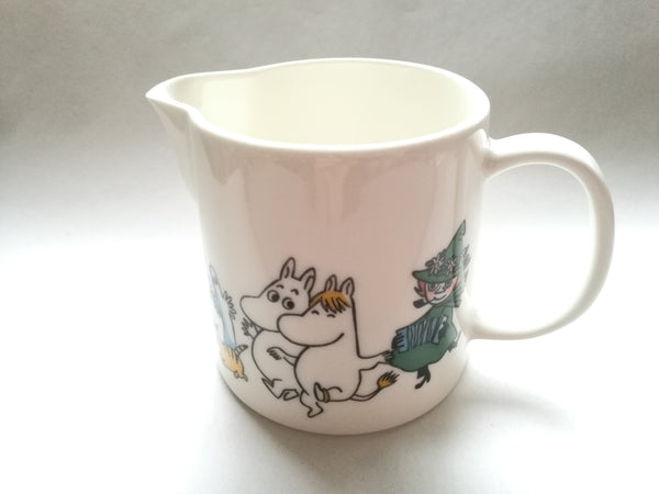 Moomin Pitcher Happy Family pitcher by Arabia Finland in 1995 – 2001
