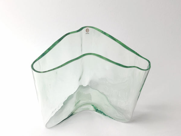 Alvar Aalto - Vase 1937 Special color "Boomerang vase" nr. 152/200 Finland