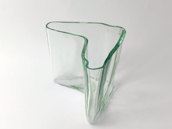 Alvar Aalto - Vase 1937 Special color "Boomerang vase" nr. 152/200 Finland