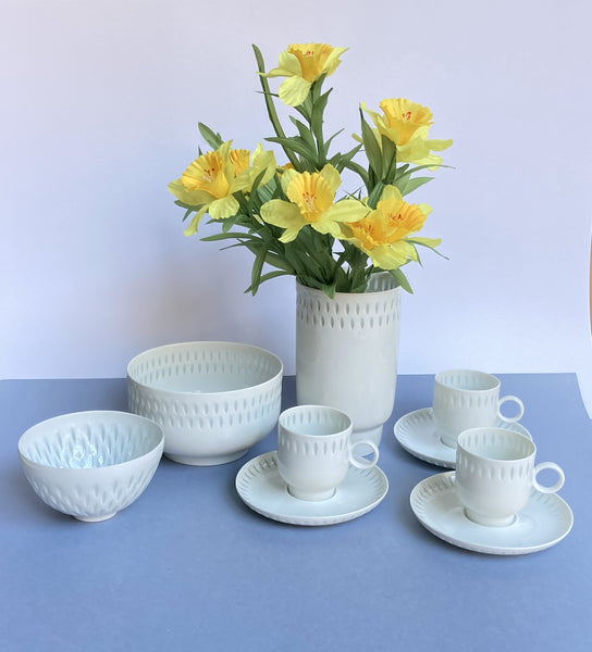 Rice porcelain vase or bowl - by Arabia - Vintage