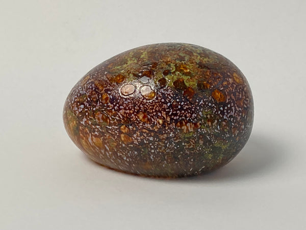 Egg spotted brown - Oiva Toikka Nuutajärvi Finland
