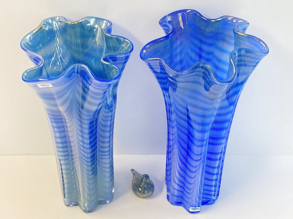 Oiva Toikka - Festive Blue Vase 1988 Nuutajärvi, 33-34cm high - RARE!