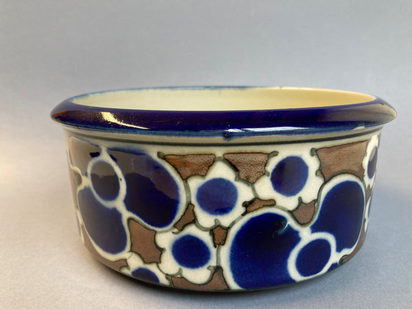 Owen safe Bowl large - Saara series - design Anja Jaatinen-Winquist Arabia