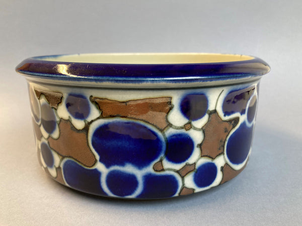 Owen safe Bowl large - Saara series - design Anja Jaatinen-Winquist Arabia