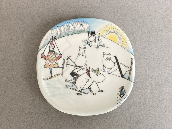 Moomin Wall Plates with Winter sports themes by Arabia 2002-2004