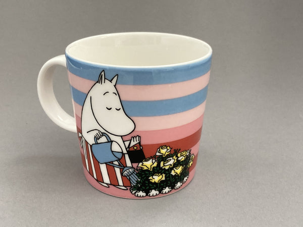 Summer-10, Rose Garden Moomin mug by Arabia Finland