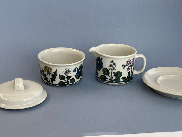 Flora series - Coffee Cup set - decoration by Esteri Tomula  Arabia 1979-1981