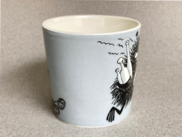 z05 Stinky Moomin mug grey 2001- by Arabia, Finland