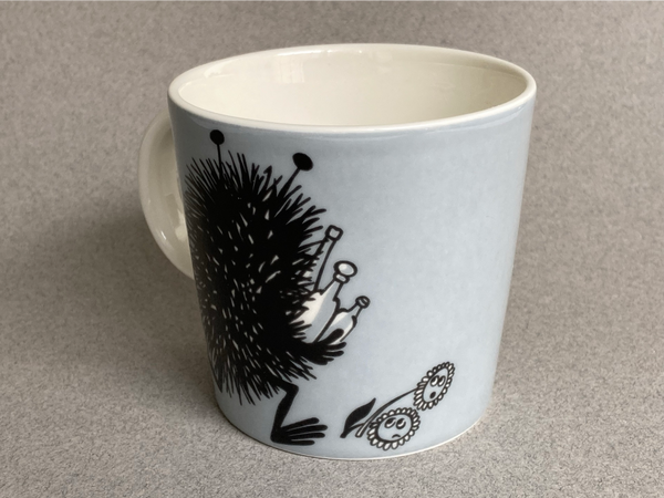 z05 Stinky Moomin mug grey 2001- by Arabia, Finland