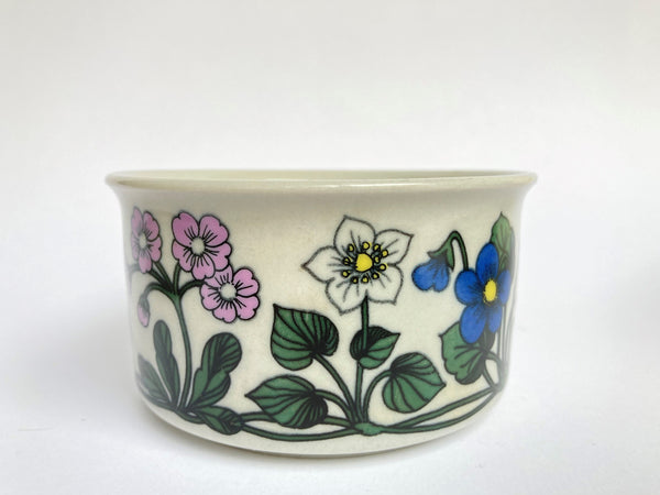 Flora Tea Cup and saucer decor by Esteri Tomula Arabia Finland 1979-1981